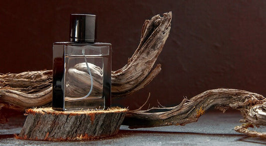 Perfume de hombre INTENSE DELUXE.